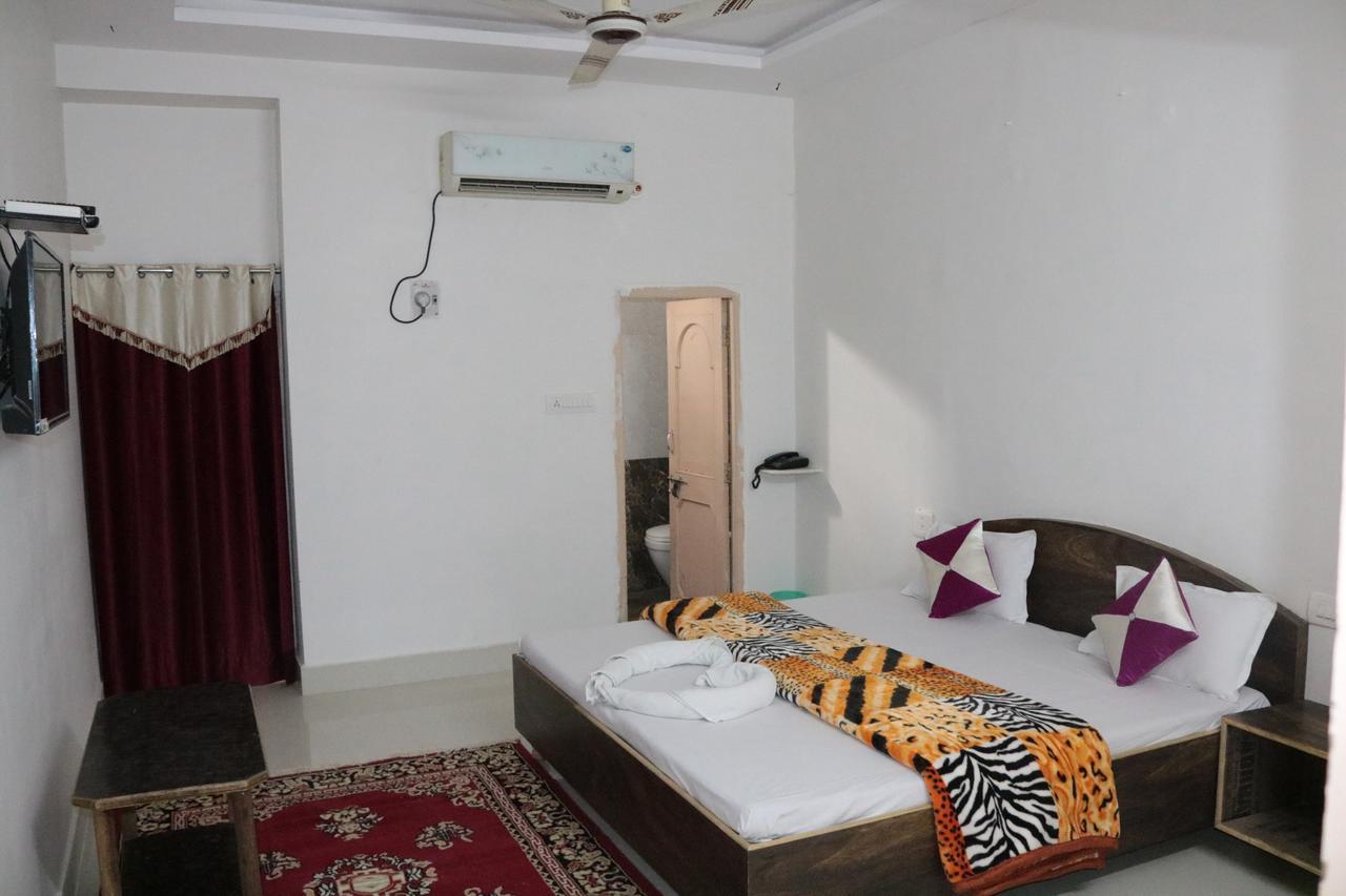 Hotel Santosh Guest House Jodhpur  Exterior photo